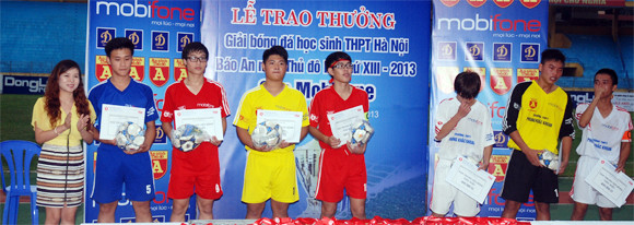 Thắng luân lưu nghẹt thở, THPT Nguyễn Thị Minh Khai đoạt Cúp vô địch ảnh 22