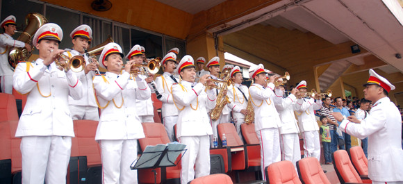 Thắng luân lưu nghẹt thở, THPT Nguyễn Thị Minh Khai đoạt Cúp vô địch ảnh 2