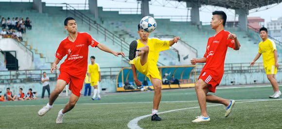 Đoạt vé chung kết trên chấm luân lưu ảnh 1