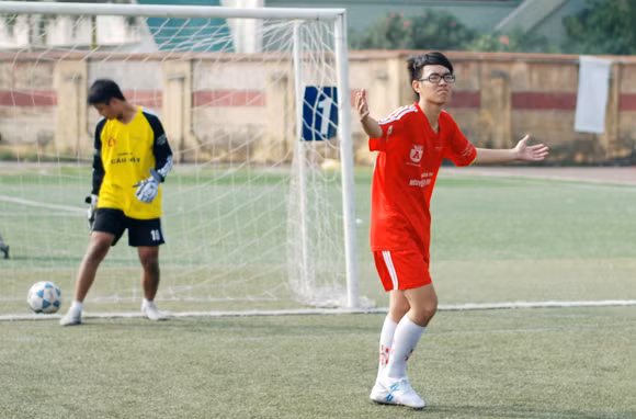 Đoạt vé chung kết trên chấm luân lưu ảnh 7