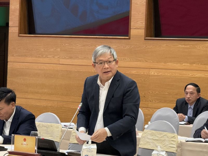 Thiếu tướng Hoàng Anh Tuyên trả lời báo chí Thiếu tướng Hoàng Anh Tuyên trả lời báo chí