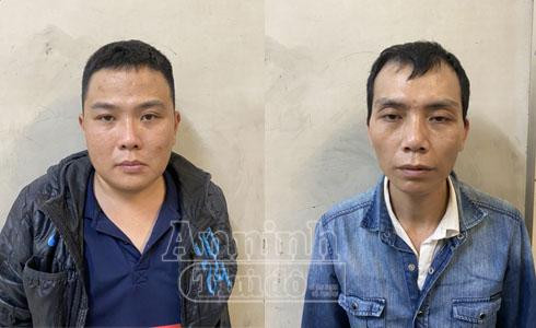 Dương Đình Hoàn (trái) và Nguyễn Tiến Dũng