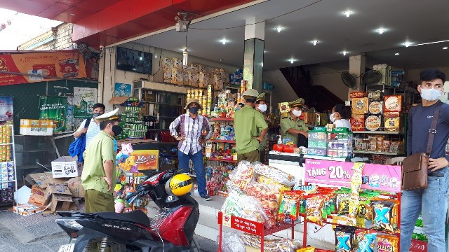 Lực lượng QLTT các tỉnh miền Trung tăng cường kiểm tra, kiểm soát thị trường Lực lượng QLTT các tỉnh miền Trung tăng cường kiểm tra, kiểm soát thị trường