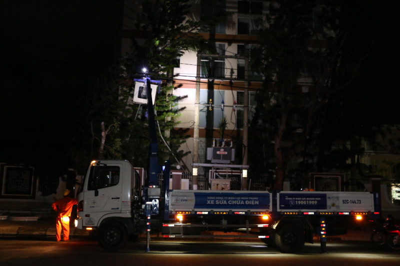 Ngành điện huy động lực lượng khắc phục sự cố