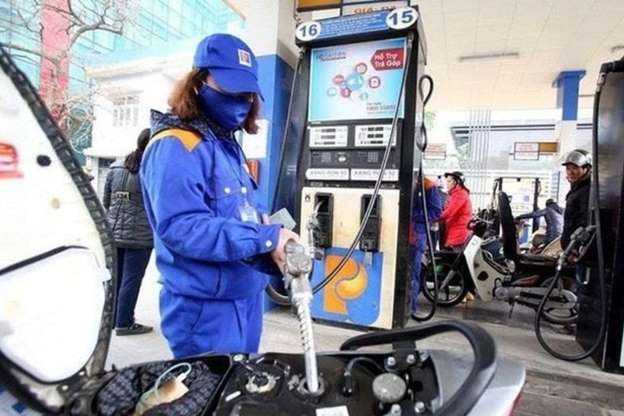 Giá xăng dầu biến động nhẹ thời gian gần đây