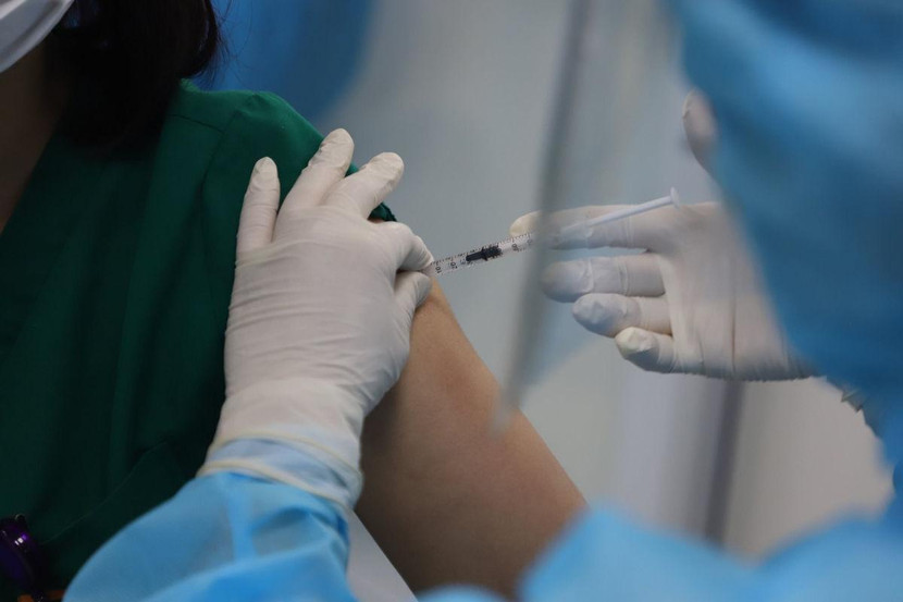 Cần bảo đảm minh bạch, bình đẳng trong việc tiếp cận vaccine của người dân