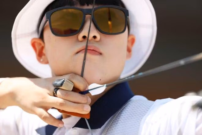 Cung thủ 20 tuổi An San thiết lập kỷ lục Olympic mới Cung thủ 20 tuổi An San thiết lập kỷ lục Olympic mới