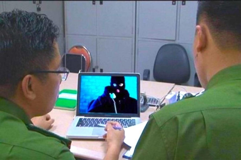 Người dân cần cẩn trọng với các cuộc gọi giả danh công an, tòa án, viện kiểm sát để lừa đảo, chiếm đoạt tài sản Người dân cần cẩn trọng với các cuộc gọi giả danh công an, tòa án, viện kiểm sát để lừa đảo, chiếm đoạt tài sản