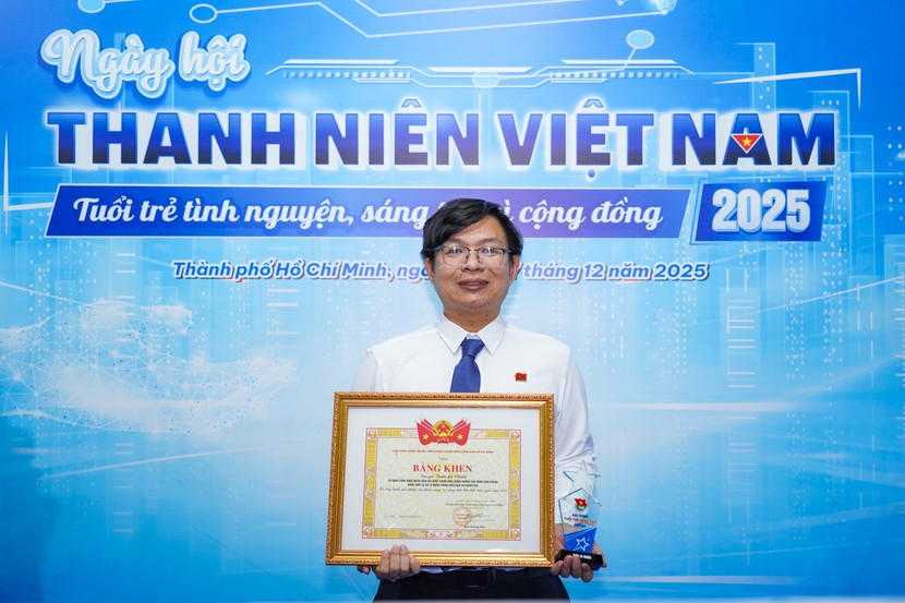 vinh-danh-3.jpg