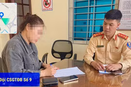 Xử lý tài xế để trẻ nhỏ ngồi trước vô lăng khi đang di chuyển
