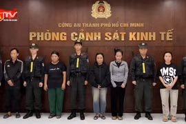 Khởi tố 5 đối tượng sản xuất dầu gió giả nhãn hiệu Siang Pure Oil