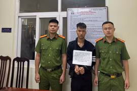 Kịp thời bắt giữ đối tượng cướp tiệm vàng tại phố Vọng