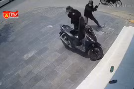 Xác minh vụ một phụ nữ bị hành hung giữa ban ngày