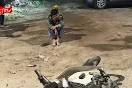 Hai thanh niên 'thông chốt', tông trọng thương cảnh sát giao thông