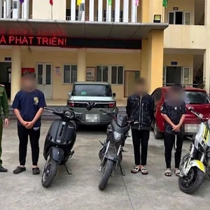 Triệu tập 4 đối tượng sau vụ đua xe gây tai nạn chết người ở Hà Nội