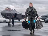f-35a-pilot-7212-5206.jpg