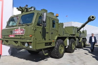 Bộ Quốc phòng Nga nói về ưu điểm vượt trội của pháo tự hành bánh lốp 2S43 Malva