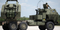Không ngờ Mỹ lại kiểm soát chặt chẽ đến từng phát bắn từ hệ thống HIMARS Ukraine