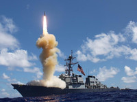 [ẢNH] Mục đích bí ẩn của Mỹ khi tích hợp tên lửa phòng không SM-6 cho tiêm kích hạm