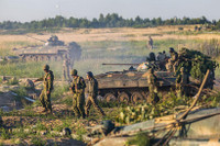 [ẢNH] Nga ngày càng khó tránh vòng xoáy ở Ukraine