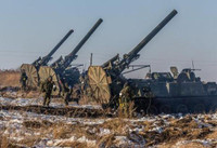 [ẢNH] Nga tăng cường cối tự hành mạnh nhất thế giới tới bán đảo Crimea