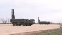 [ẢNH] Tên lửa Iskander phiên bản đặc biệt của Nga áp sát biên giới Ukraine
