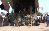 [ẢNH] Nga tăng cường đơn vị lính dù tinh nhuệ tới Crimea giữa căng thẳng với Ukraine