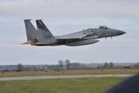 [ẢNH] Chuyên gia Mỹ đề xuất cung cấp 100 chiến đấu cơ tối tân cho Ukraine