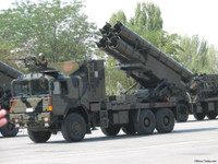 Nga lo ngại Thổ Nhĩ Kỳ cung cấp cho Ukraine pháo phản lực cỡ lớn T-300 Kasirga 