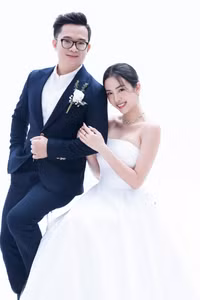 Tiết lộ về chồng sắp cưới của Á hậu Thúy An