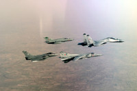 'Khả năng tấn công của tiêm kích Su-27 vượt trội F-16'