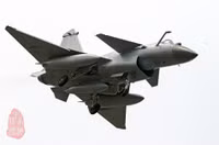 Tiêm kích J-10CE chứng tỏ khả năng tác chiến vượt trội khi bắn hạ chiến đấu cơ Rafale