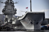 [ẢNH] Điều gì đang chờ đợi tàu sân bay 