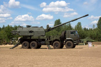 Nga sớm tung pháo tự hành xe tải độc đáo vào chiến trường Ukraine so tài với CAESAR?