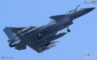 Tiêm kích J-10CE chứng tỏ khả năng tác chiến vượt trội khi bắn hạ chiến đấu cơ Rafale