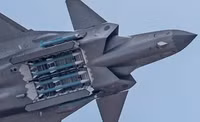 [ẢNH] J-20 Trung Quốc không thể thống trị bầu trời châu Á khi thua xa Rafale Ấn Độ?