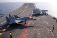 [ẢNH] Boeing soán ngôi các tập đoàn Nga trở thành nhà cung cấp vũ khí lớn nhất cho Ấn Độ