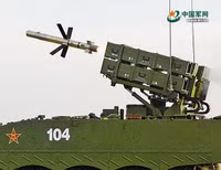 [ẢNH] Xe tăng Ấn Độ - Trung Quốc tiếp tục ‘giao tranh trên giấy’