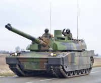 [ẢNH] Pháp biến xe tăng Leclerc thành tổ hợp phòng không tự hành ngang Tunguska Nga