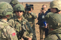 [ẢNH] Căn cứ thứ ba ở Syria: Quân đội Nga triển khai cách Thổ Nhĩ Kỳ chỉ 5 km