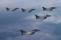[ẢNH] Báo Nga ‘tung hỏa mù’: Ấn Độ muốn quay lại với Su-57 vì thất vọng tiêm kích Rafale?