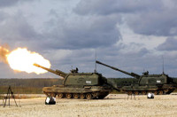 [ẢNH] Nga đang triển khai pháo tự hành mạnh nhất tới biên giới Ukraine