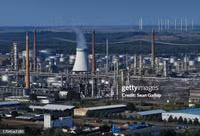 Chuyên gia phương Tây giải thích vì sao giá dầu xuống dưới ‘ngưỡng tâm lý’ 70 USD/thùng