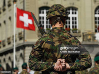 Bộ Quốc phòng Thụy Sĩ gây sốc khi đề xuất từ bỏ tình trạng trung lập quân sự