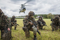 Bộ Quốc phòng Thụy Sĩ gây sốc khi đề xuất từ bỏ tình trạng trung lập quân sự