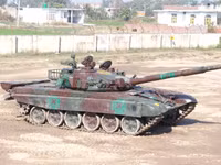 Nga tham gia nâng cấp 2.500 xe tăng T-72 loại biên của Ấn Độ 