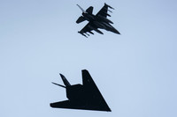 Máy bay tàng hình F-117 nhận nhiệm vụ mới sau 15 năm 'nghỉ hưu'