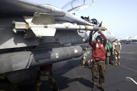 Ukraine gây bất ngờ lớn khi tích hợp tên lửa Storm Shadow vào máy bay Su-24M