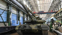 Xe tăng thiệt hại lớn khiến Nga phải xây 2 nhà máy mới để sửa chữa