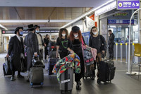 Mỹ toan tính gì khi phát 'cảnh báo đỏ' yêu cầu công dân rời Nga?